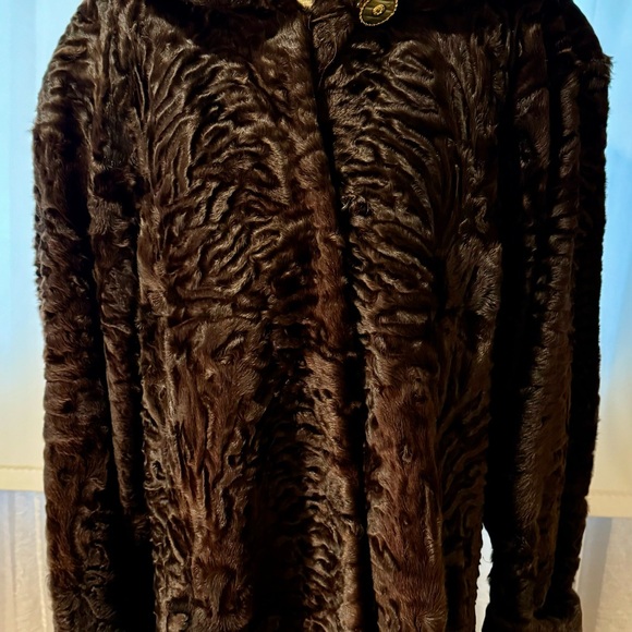 Lamb Karakul fur brown full cut Fabulous coat, long elegant size medium - Picture 6 of 16
